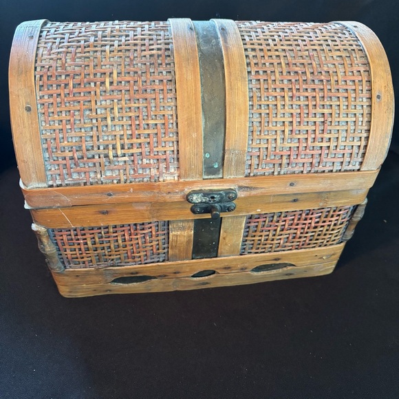 Vintage Woven Wooden Chest - Picture 1 of 9